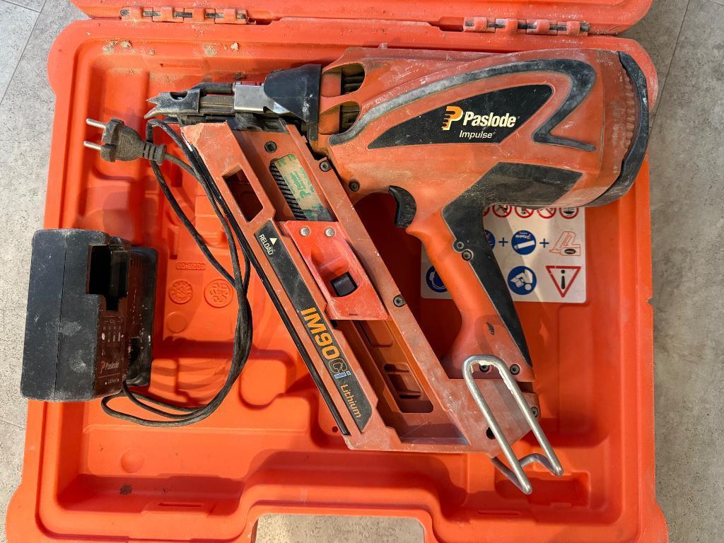 Paslode IM90 schiethammer, Doe-het-zelf en Bouw, Ophalen, Zo goed als nieuw