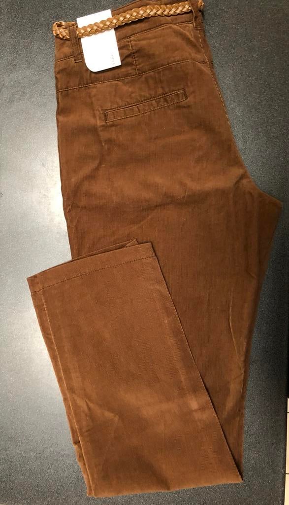 Nouveau pantalon en velours S.Oliver taille 38 L32, Vêtements | Femmes, Neuf, Taille 38/40 (M), Enlèvement ou Envoi, Brun