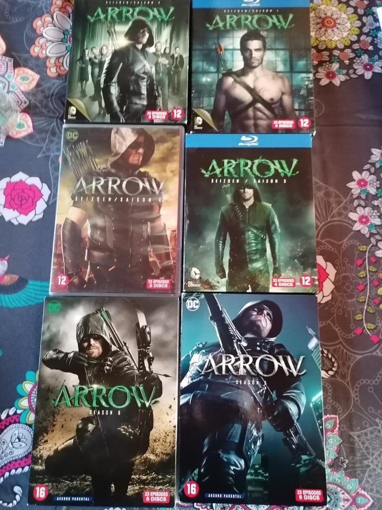 Bluraybox en dvdbox arrow seizoen 1 tot 6, Cd's en Dvd's, Dvd's | Tv en Series, Ophalen of Verzenden, Zo goed als nieuw