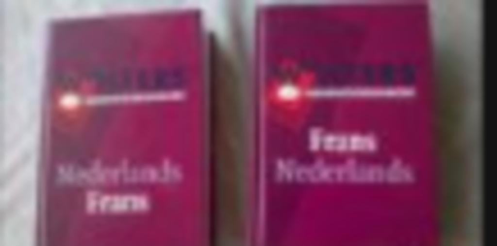 2 vertaalwoordenboek Frans - Nederlands (Wolters) NL - Fr, Boeken, Woordenboeken, Ophalen of Verzenden, Zo goed als nieuw, Overige uitgevers