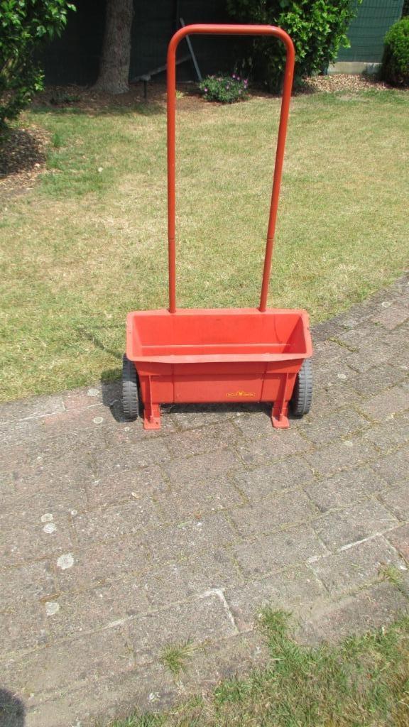 Strooiwagen Wolf-garten, Tuin en Terras, Ophalen, Gebruikt, Wolf-garten