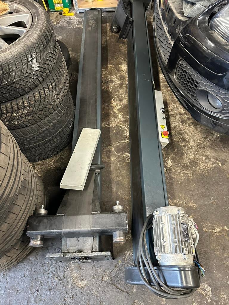 Pont 2 colones 3 Tonnes, Autos : Divers