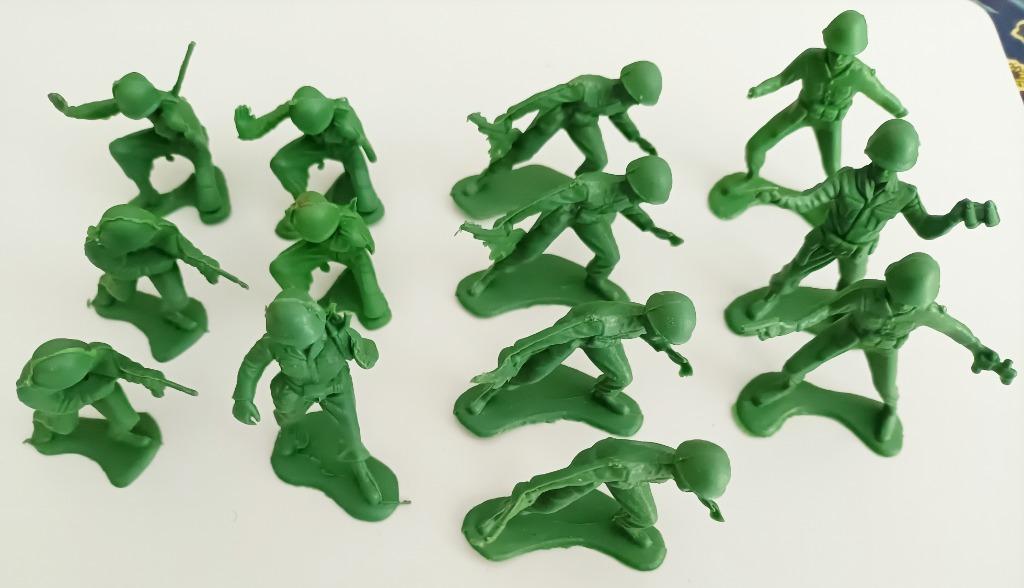 Set de 13 soldats américains verts, plastique, WWII, vintage, Hobby & Loisirs créatifs, Modélisme | Figurines & Dioramas, Utilisé