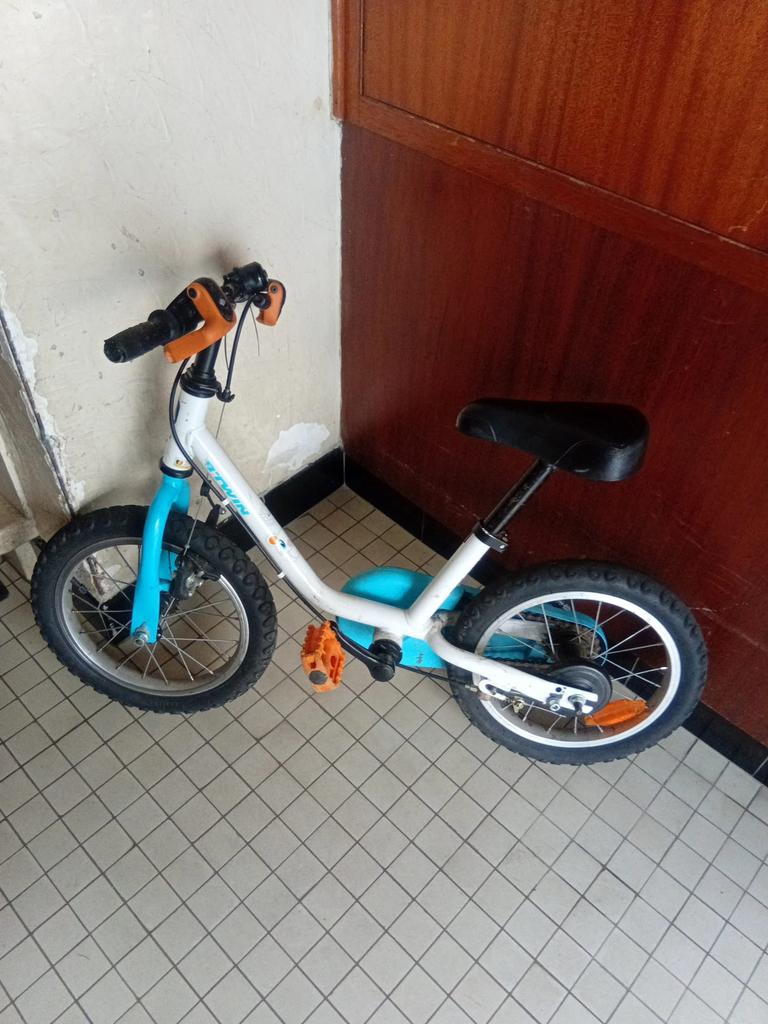 Kinderfiets, Fietsen en Brommers, Ophalen, Zo goed als nieuw