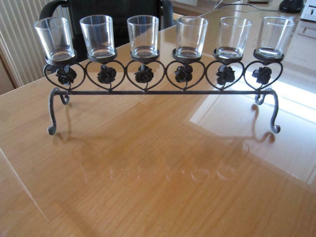 Bougeoir de table en fer forgé avec rosaces + cadre., Enlèvement, Neuf, Chandelier