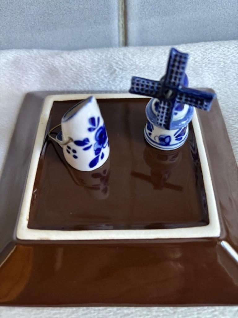 2 Miniatures en porcelaine de Delft pour vitrine ou étagère, Maison & Meubles, Enlèvement, Neuf