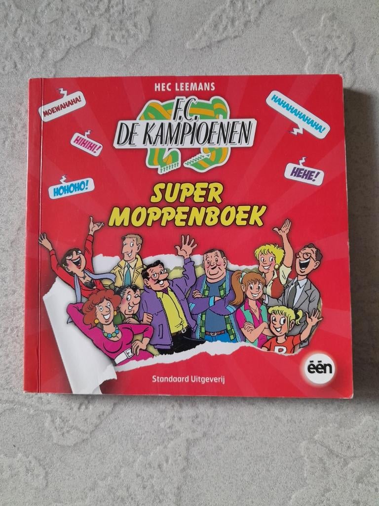 Super moppenboek, Boeken, Kinderboeken | Jeugd | onder 10 jaar, Gelezen, Ophalen