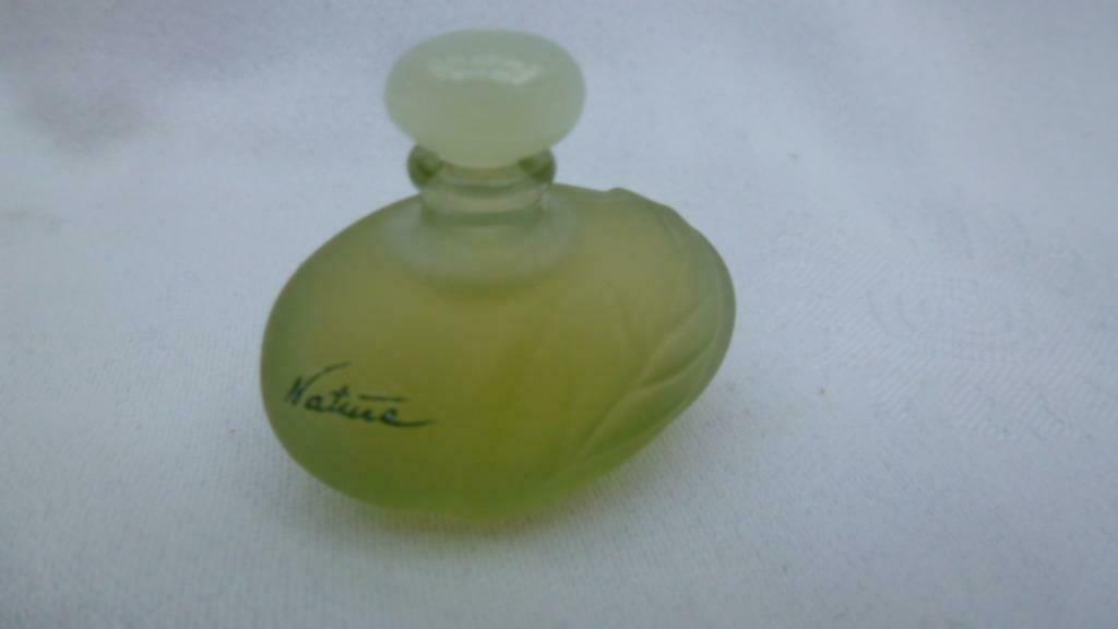 mini parfumflesje Yves Rocher Nature La Gacilly ED parfum, Verzamelen, Verzenden, Nieuw, Miniatuur, Gevuld