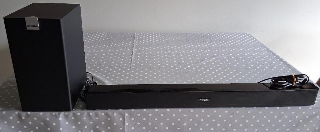 SOUNDBAR HYUNDAI + SUBWOOFER + AFSTANDSBEDIENING., Autres marques, 60 à 120 watts, Comme neuf, Subwoofer