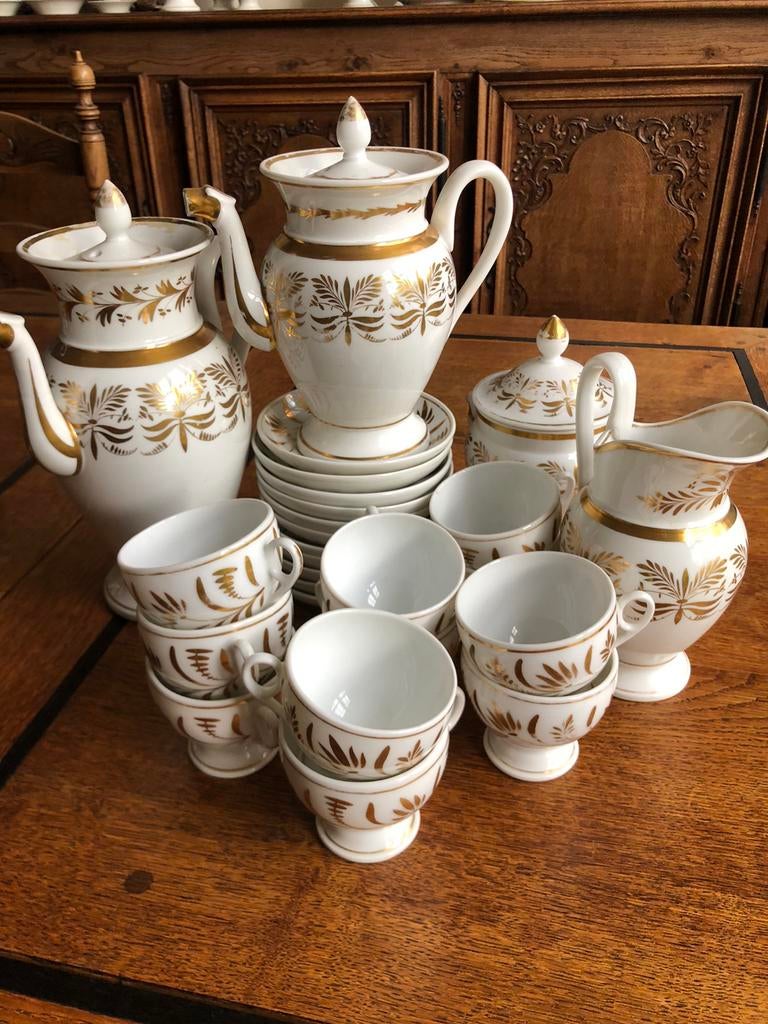 Empires servies, Ophalen