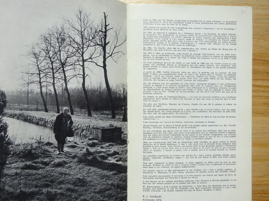 Vic Gentils 2 invitaties, Boeken, Ophalen of Verzenden, Zo goed als nieuw, Beeldhouwkunst
