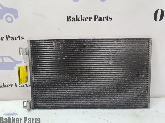 Radiateur clim d'un Renault Kangoo, -, Renault, -, 3 mois de garantie