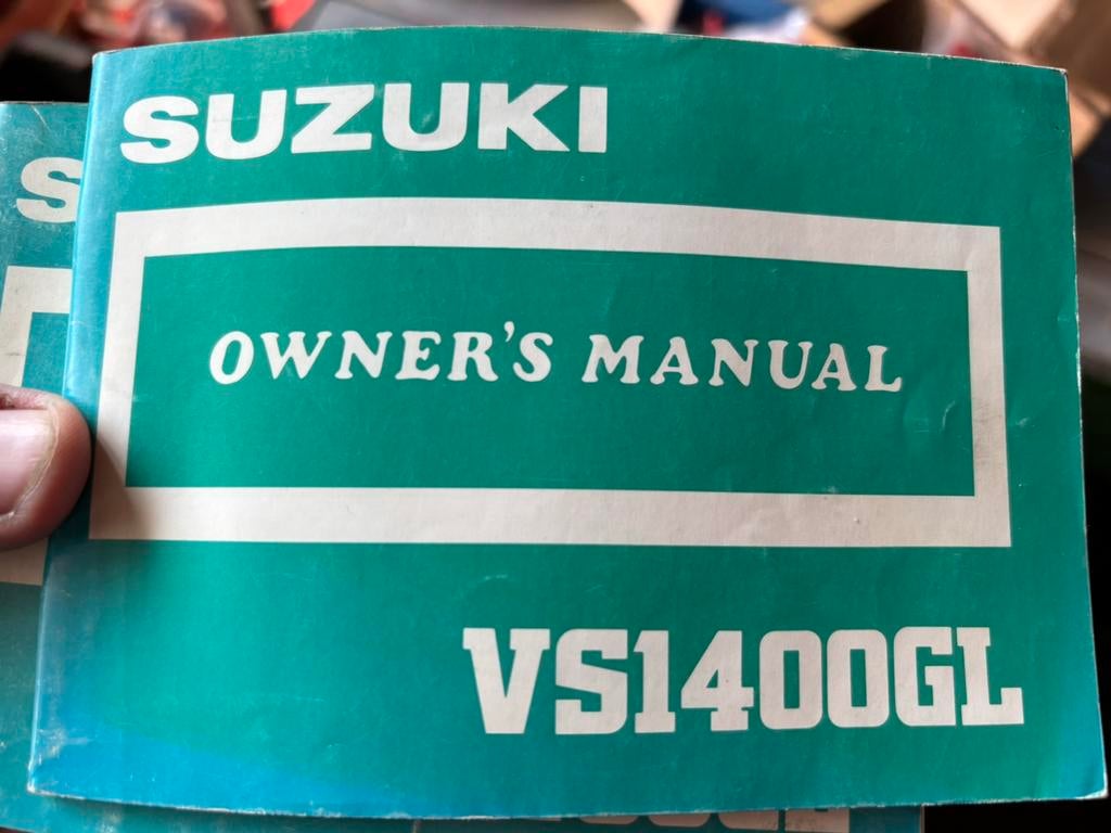 Manuel du propriétaire de la Suzuki VS1400GL, Motos, Modes d'emploi & Notices d'utilisation, Enlèvement ou Envoi, Suzuki