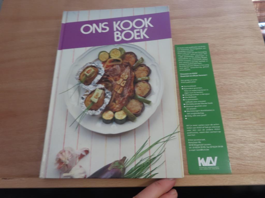 Ons kookboek KVLV (1985 zesde druk), met bladwi, Boeken, KVLV, Gezond koken, Zo goed als nieuw, Europa