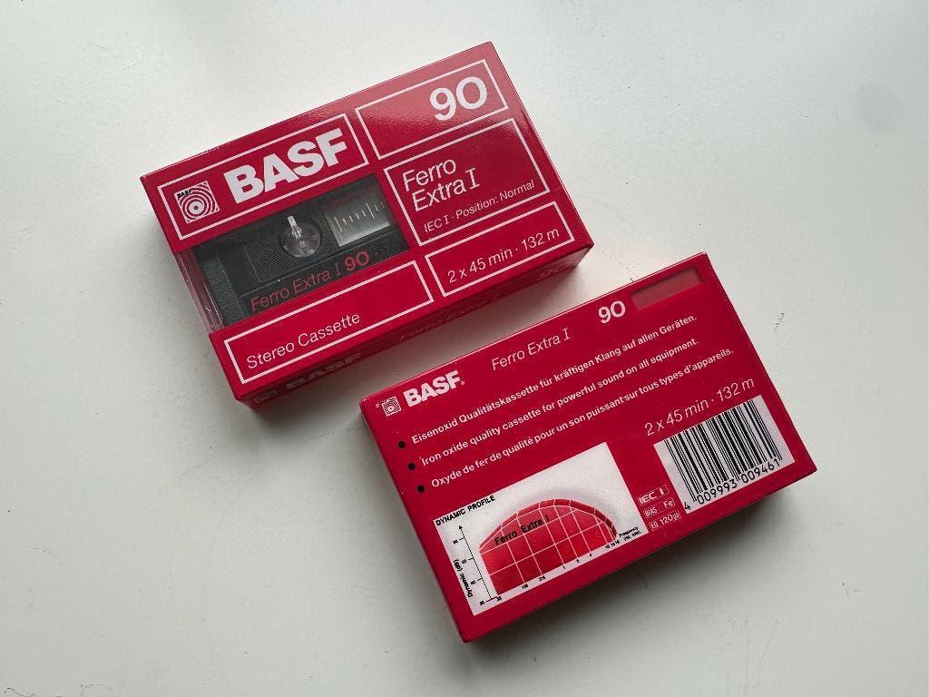 Set van 5 Ferro BASF cassettes., Cd's en Dvd's, Cassettebandjes, 2 t/m 25 bandjes, Overige genres, Ophalen of Verzenden, Nieuw in verpakking