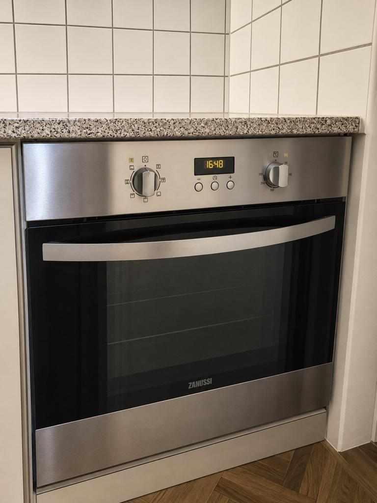 Oven Zannusi, Elektronische apparatuur, Ophalen, Zo goed als nieuw, Zanussi, Oven