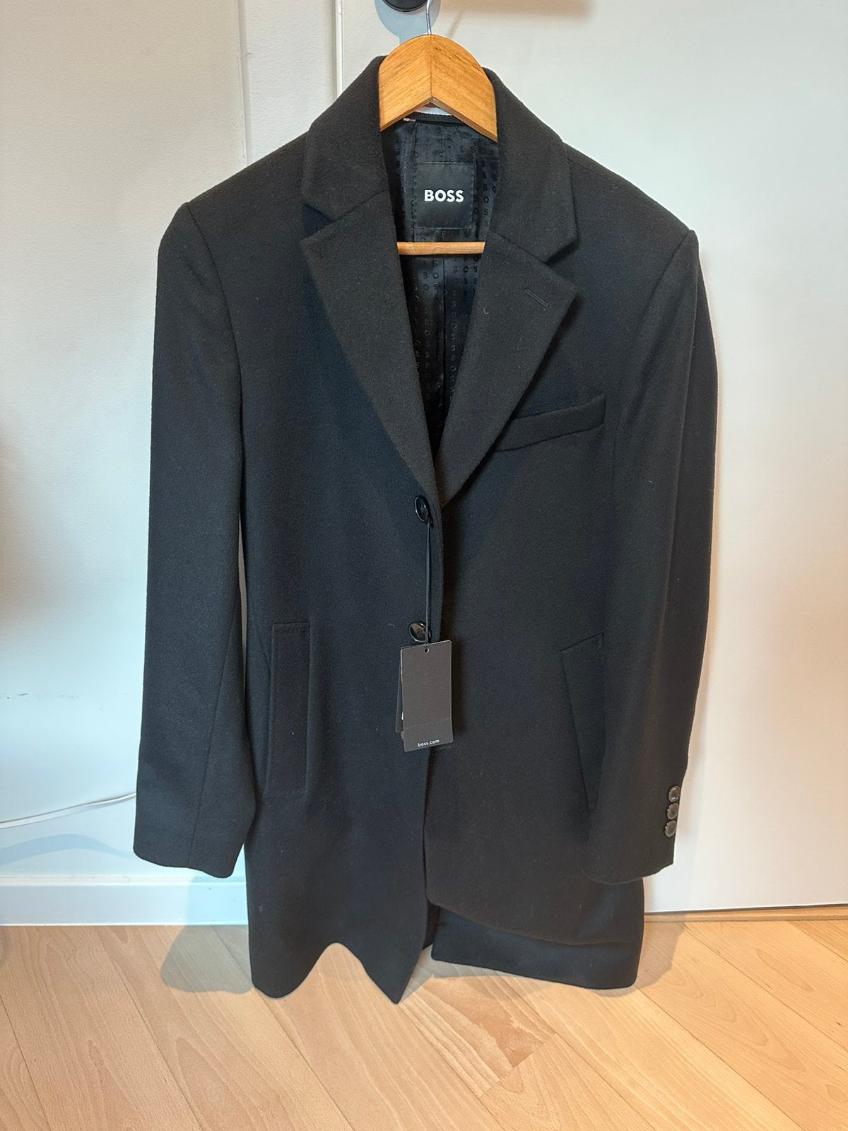 Mantel HUGO BOSS, Kleding | Heren, Zwart, Hugo Boss, Nieuw, Ophalen of Verzenden