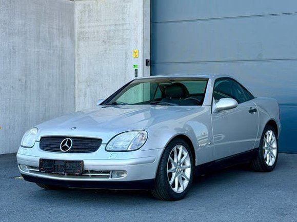SLK 230 (1997) Kompressor Automaat Bose Topstaat & historiek, Auto's, Automaat, Particulier, Rood, SLK
