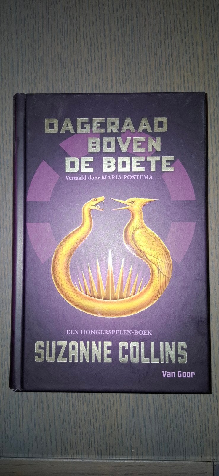 Suzanne Collins - Dageraad boven de boete, Ophalen of Verzenden, Suzanne Collins