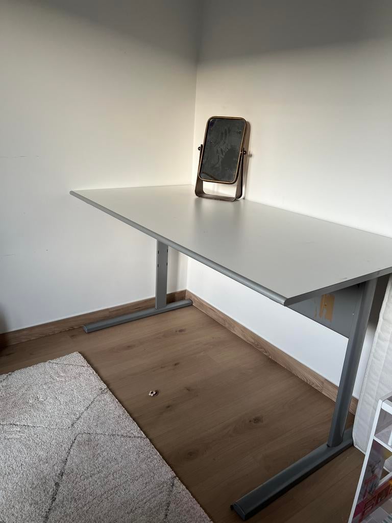 Ikea Bureau Tafel, Huis en Inrichting, Bureaus, Ophalen, Zo goed als nieuw, IKEA