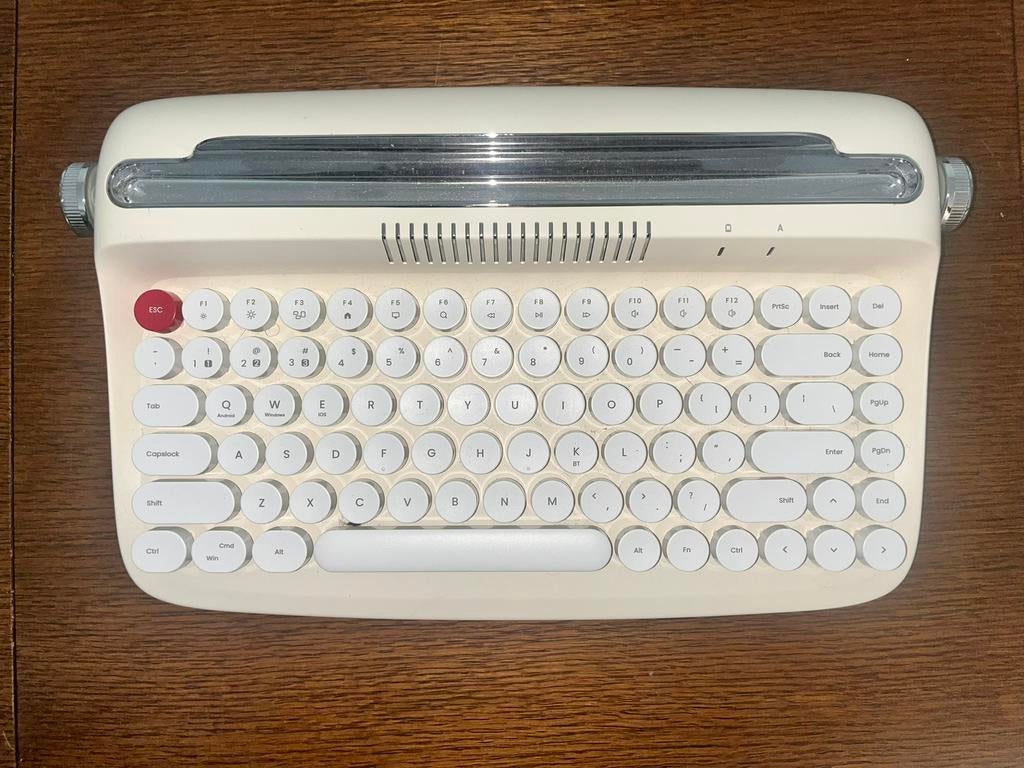 Yunzii Actto B303 Wireless Keyboard — Toetsenbord, Ophalen of Verzenden, Qwerty, Zo goed als nieuw