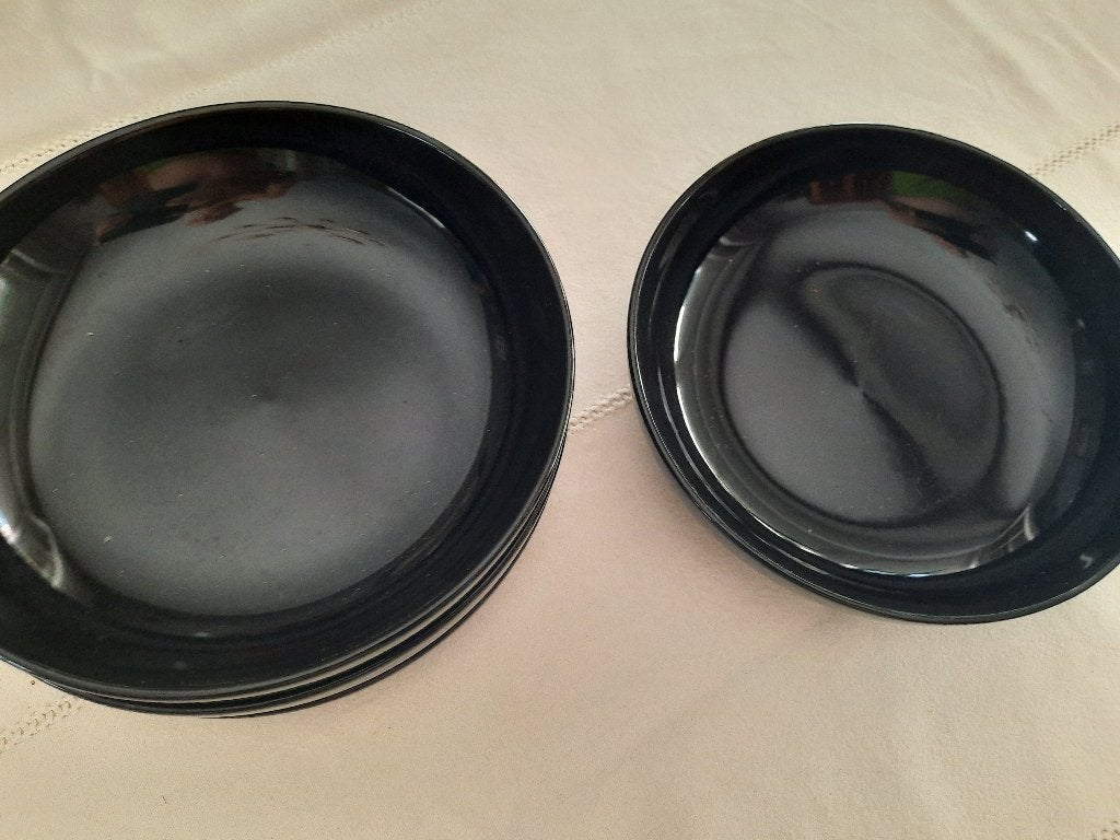 4 assiettes creuses noires, Maison & Meubles, Assiettes(s), Enlèvement ou Envoi, IKEA, Utilisé