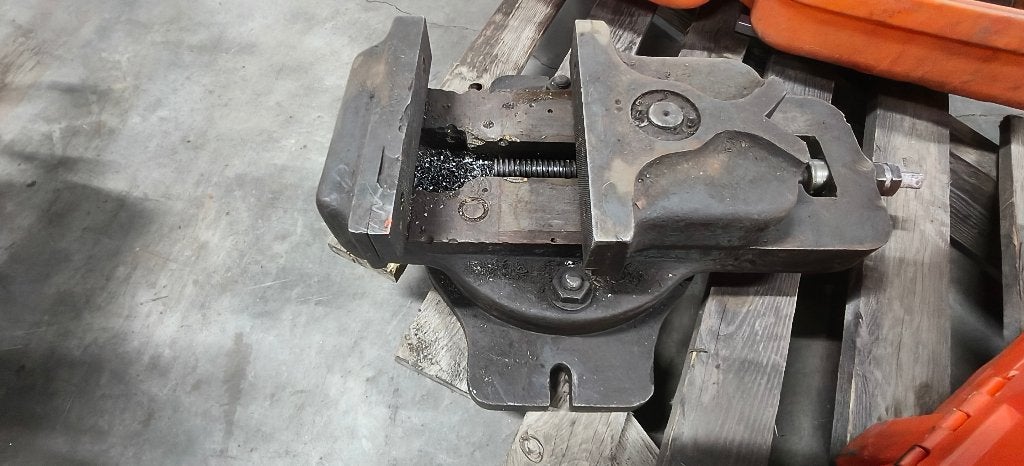 Industriële draaibare bankschroef, Doe-het-zelf en Bouw, Ophalen of Verzenden, Gebruikt, 170 cm of meer, Bankschroef