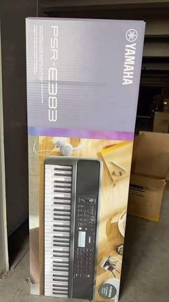 Yamaha PSR-E383 – zo goed als nieuw, Muziek en Instrumenten, Ophalen, Zo goed als nieuw, 61 toetsen, Yamaha