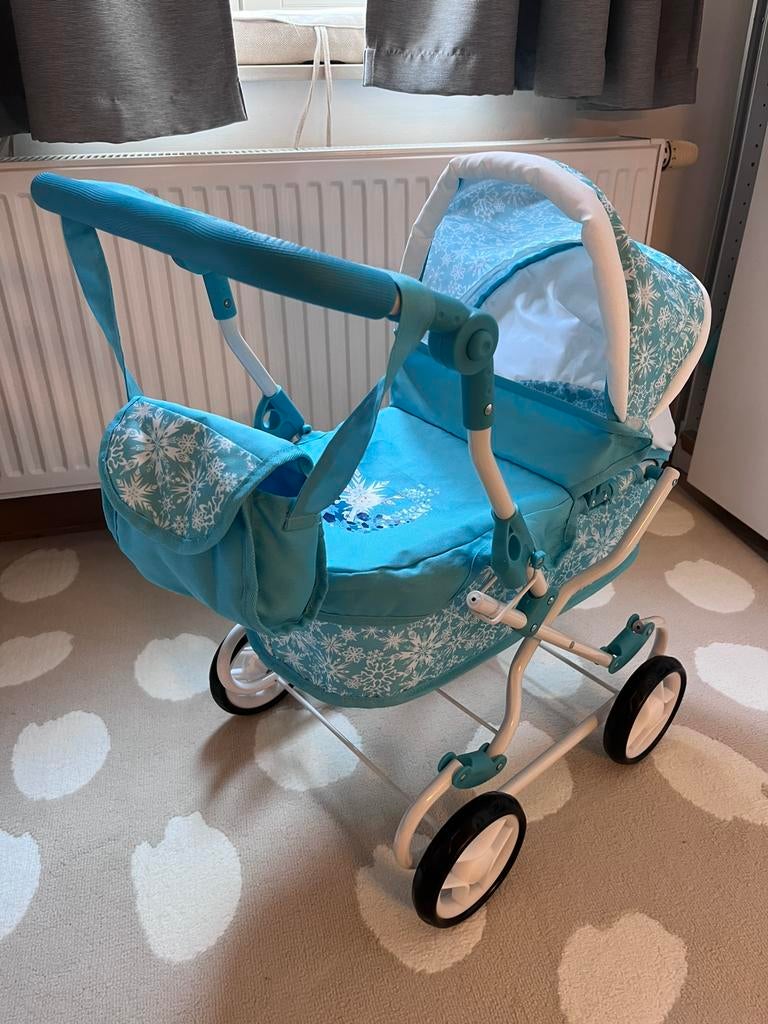 Poussette pour poupon La Reine des Neiges, Enfants & Bébés, Jouets | Maisons de poupées, Neuf, Accessoires, Enlèvement