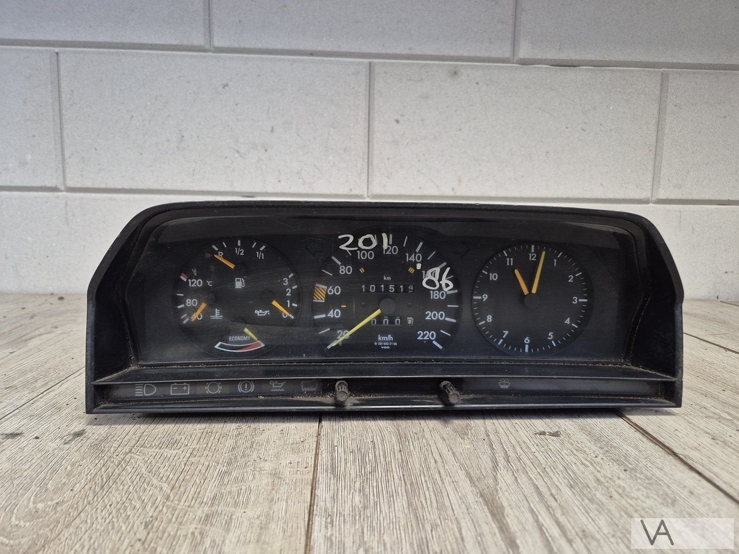 Mercedes 190 W201 tellerklok cockpit 87001169 benzine €75, Gebruikt, -, Ophalen of Verzenden, -