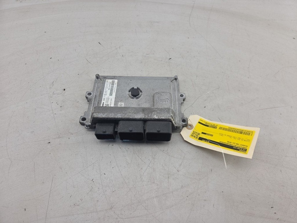 CALCULATEUR MOTEUR ECU Peugeot 208 I (CA / CC / CK / CL), Autos : Pièces & Accessoires, Valeo, Utilisé, 100, rue de Courcelles
75017  Paris, FR