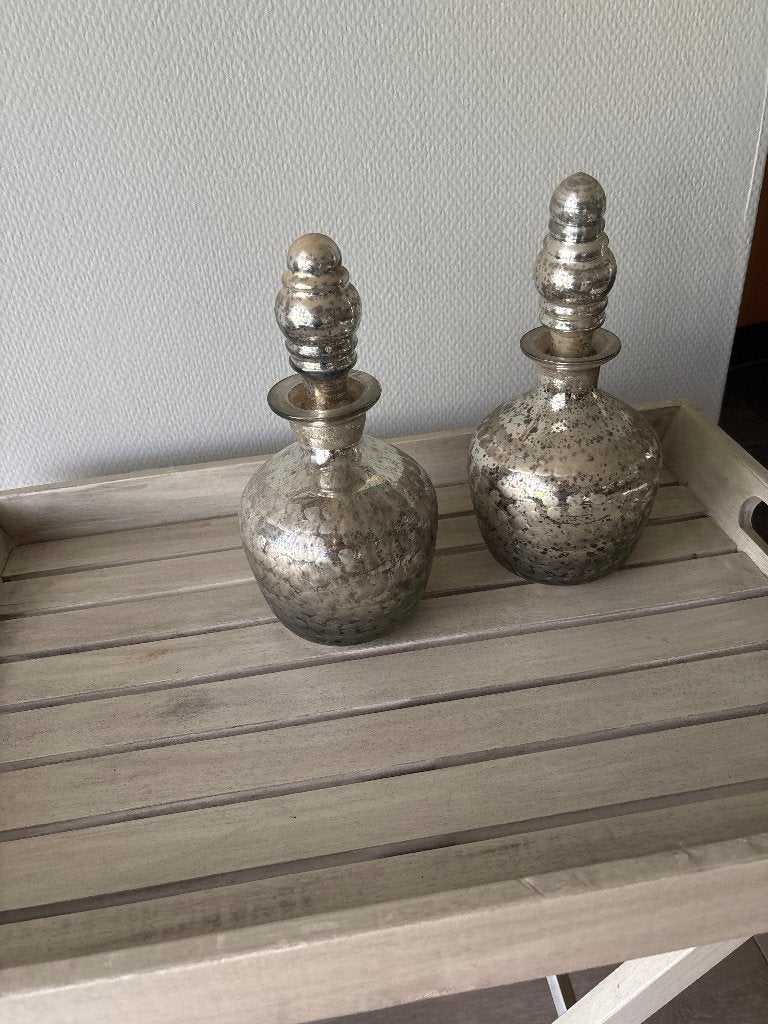 Decoratieve zilverkleurige potjes, Ophalen, Zo goed als nieuw, Met patroon/structuur