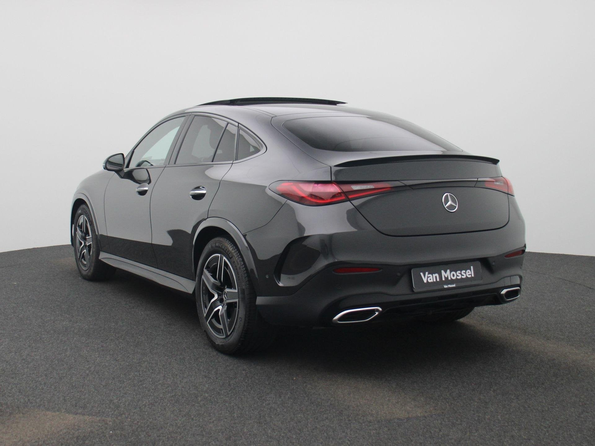 Mercedes-Benz GLC 220 d 4MATIC AMG Line Coupé + AIRMATIC +, Automaat, 197 pk, Zwart, 4 cilinders