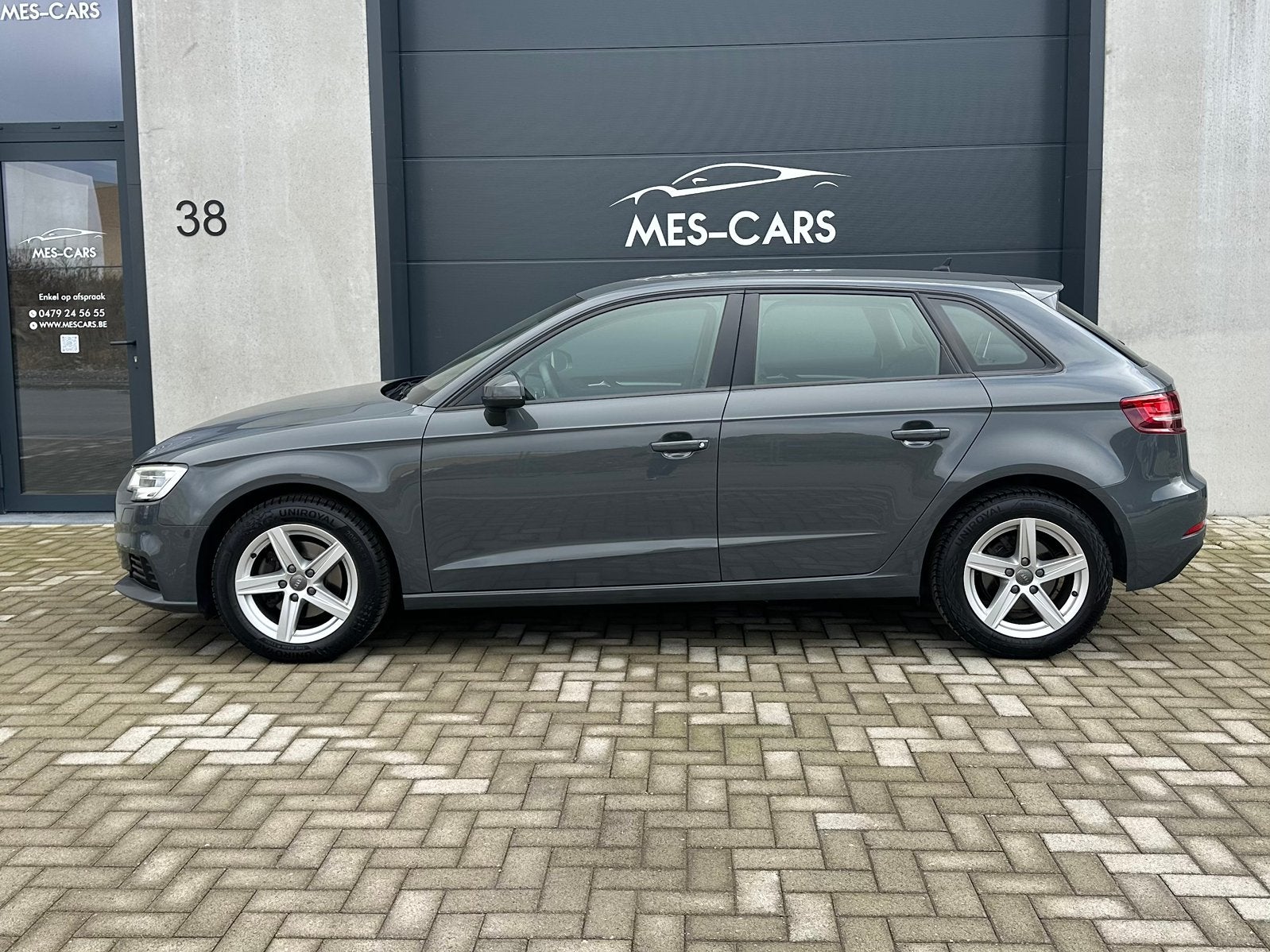 Audi A3 Sportback 30 TFSI / BiXenon Led 2019, Auto's, Stof, Zwart, Bedrijf, 5 deurs