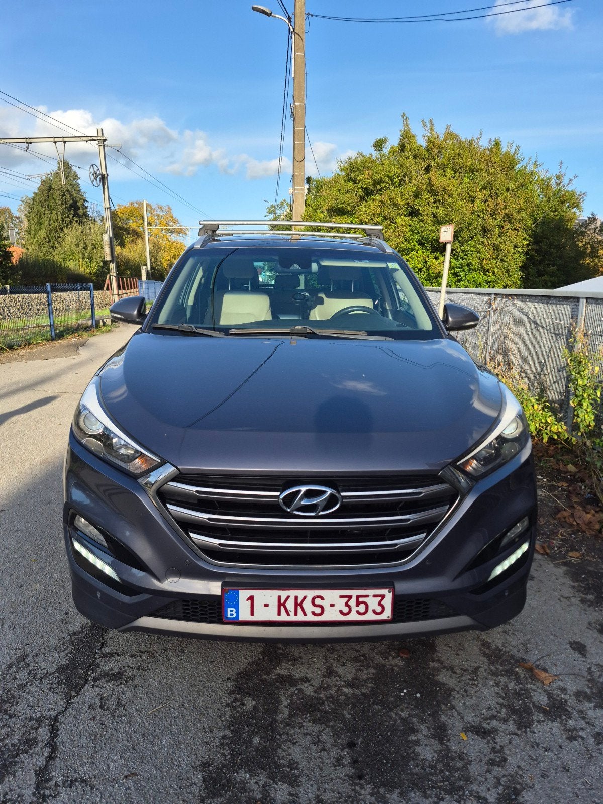 Hyundai Tucson 1.7 Crdi 2016 avec 285.000km, Autos, Cuir, Argent ou Gris, Boîte manuelle, 5 portes