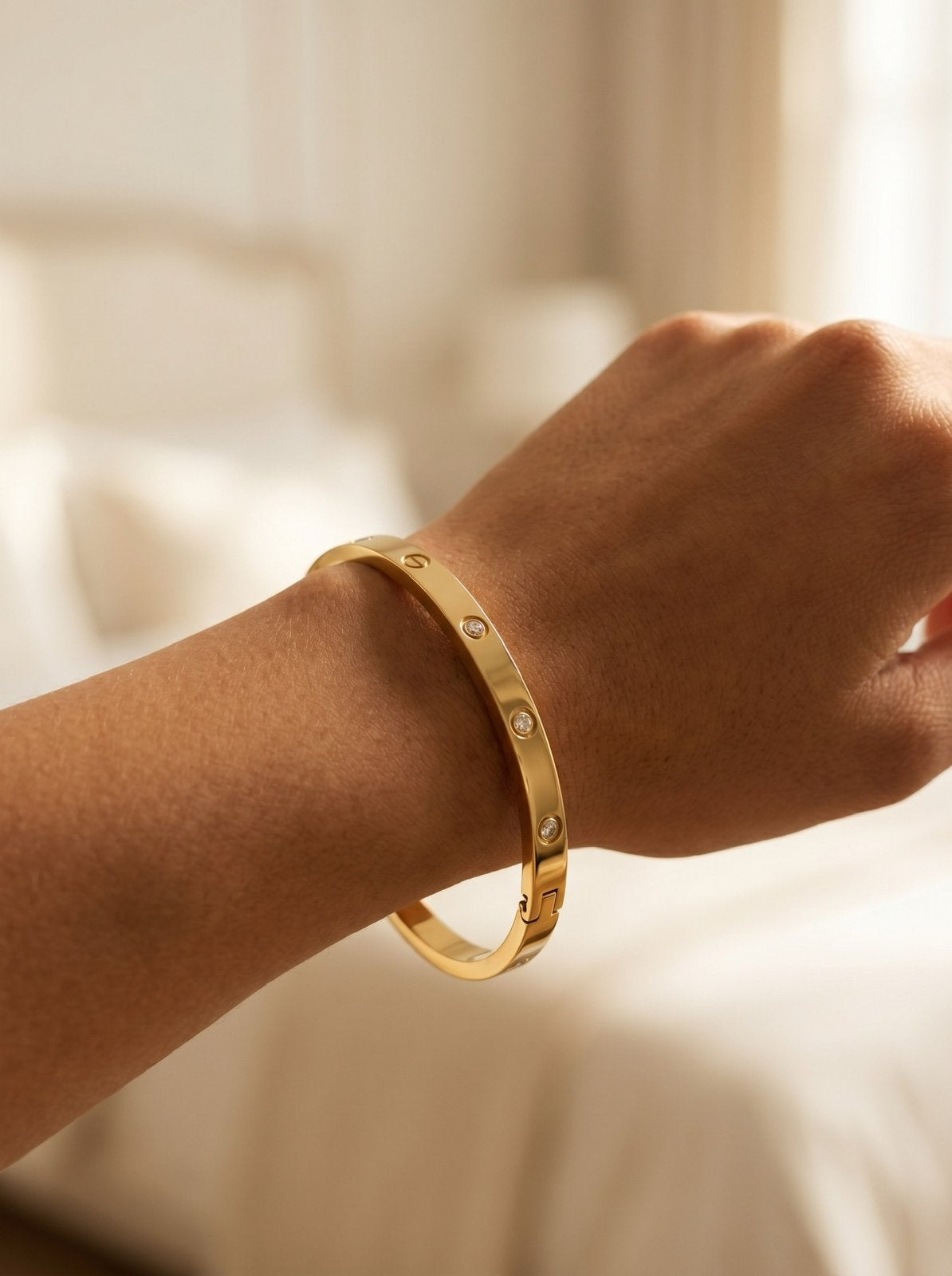 Gouden armband van roestvrij staal met strass, Ophalen of Verzenden, Nieuw, Staal, Met strass