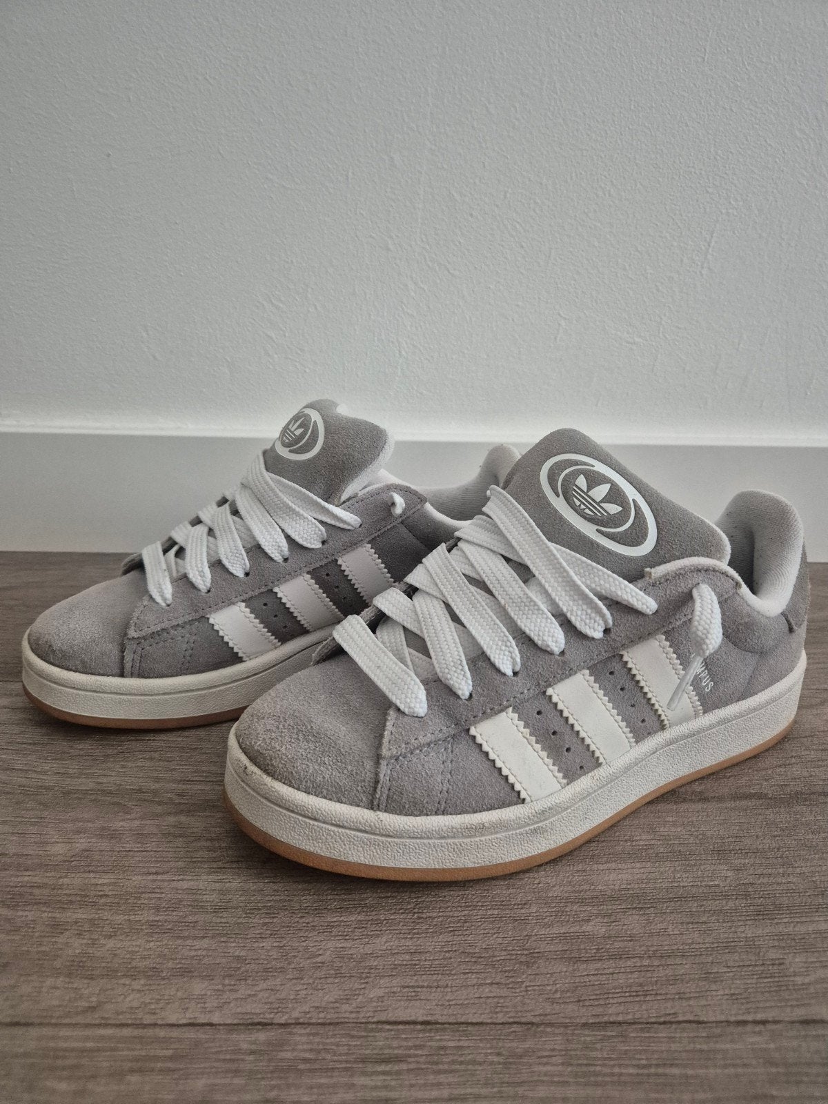 Adidas Campus sneakers grijs/wit – maat 36⅔, Ophalen of Verzenden, Grijs, Sneakers