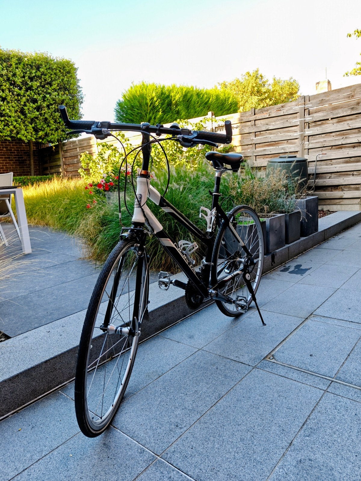 Vélo de fitness Norta pour femme, Autres marques, Frein sur jante, Enlèvement, Utilisé
