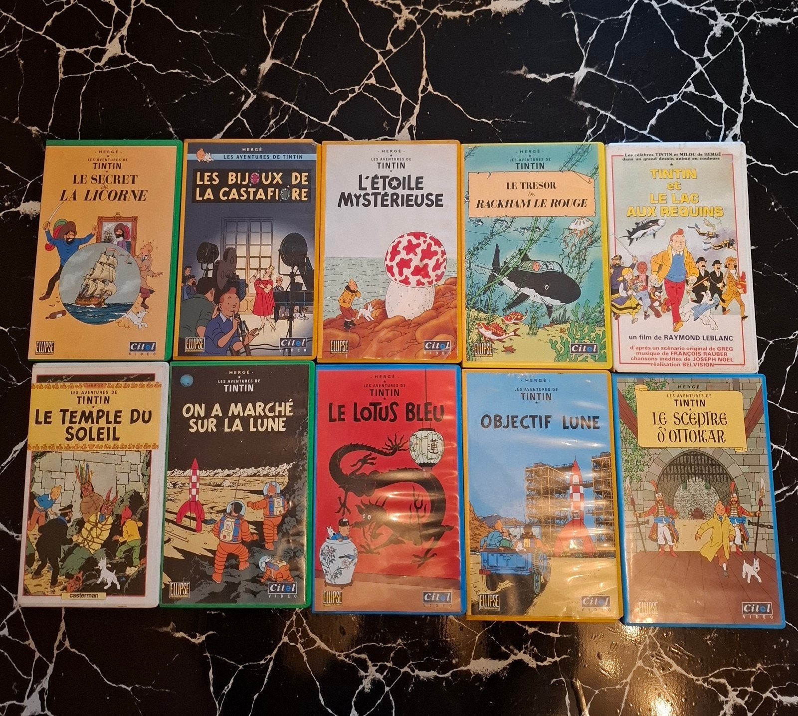 10 VHS-banden van Kuifje!, Ophalen of Verzenden, VHS