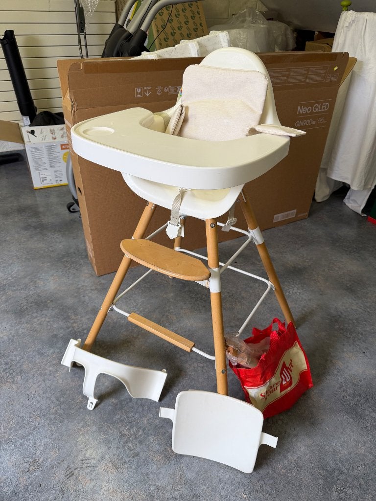 Chaise bébé Childwood *complète*, Enlèvement, Utilisé