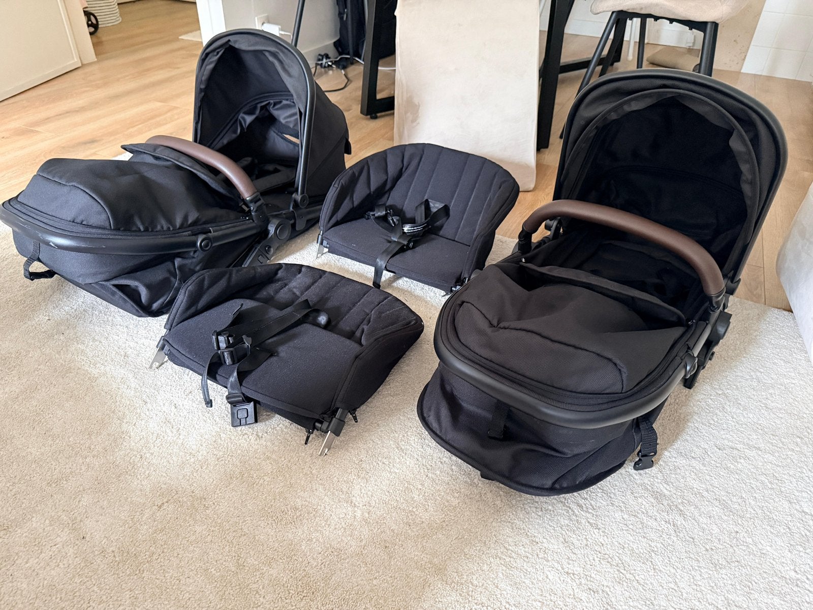 Novi Pacific Premium Duo-kinderwagen Zwart, Kinderen en Baby's, Duowagen, Zo goed als nieuw, Ophalen, Kinderwagen