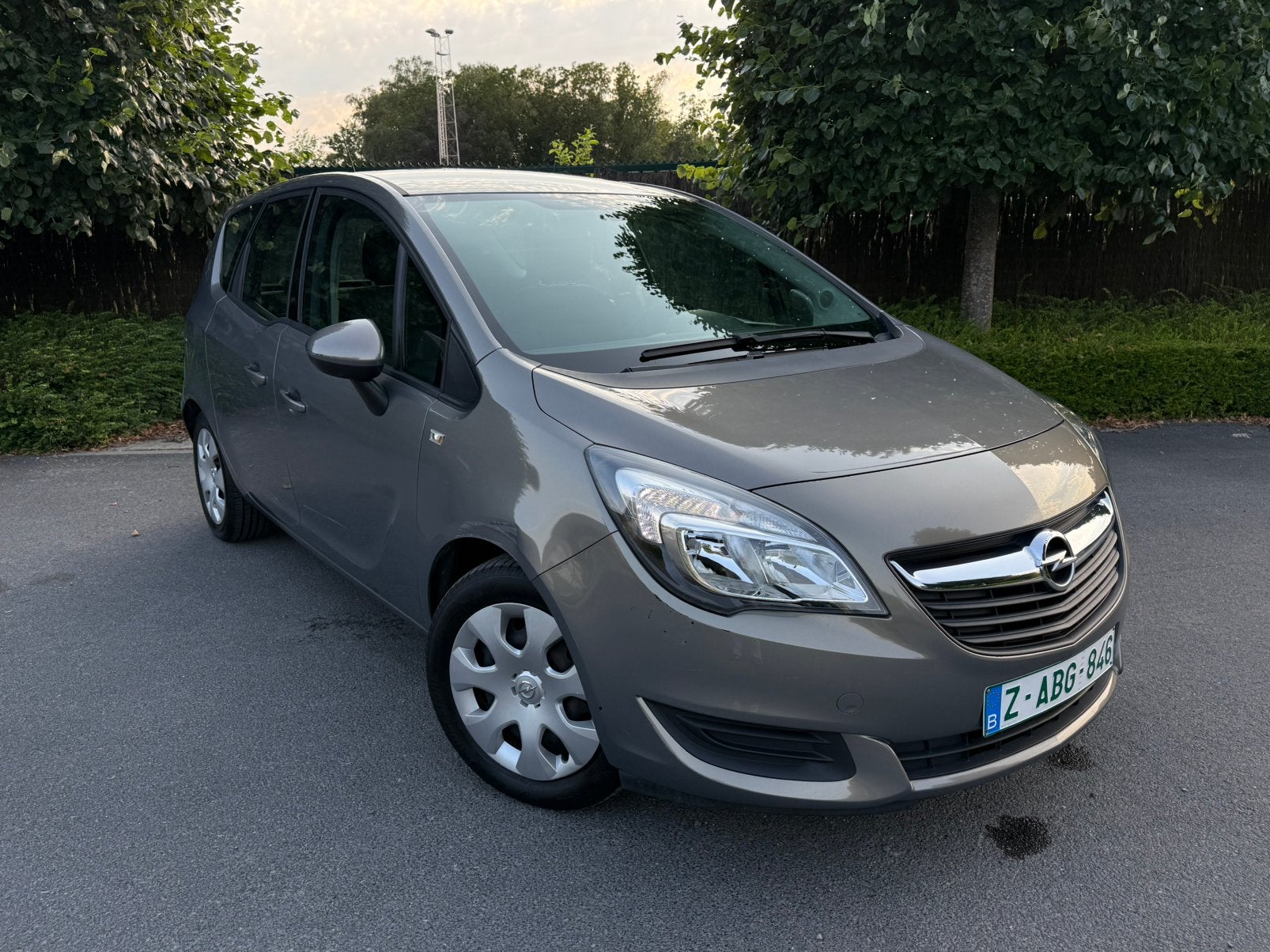 OPEL MERIVA 1.4 Benzine Euro 6b – 2015 – 97.000km – Trekhaak, Voorwielaandrijving, Monovolume, 4 cilinders, Bruin