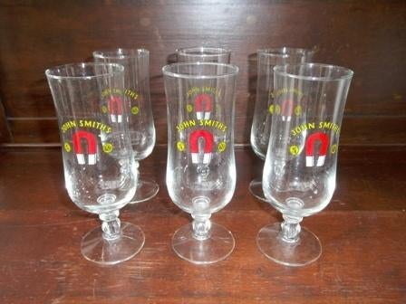 6 oude (Engels bier) glazen van John Smith's., Ophalen of Verzenden, Zo goed als nieuw