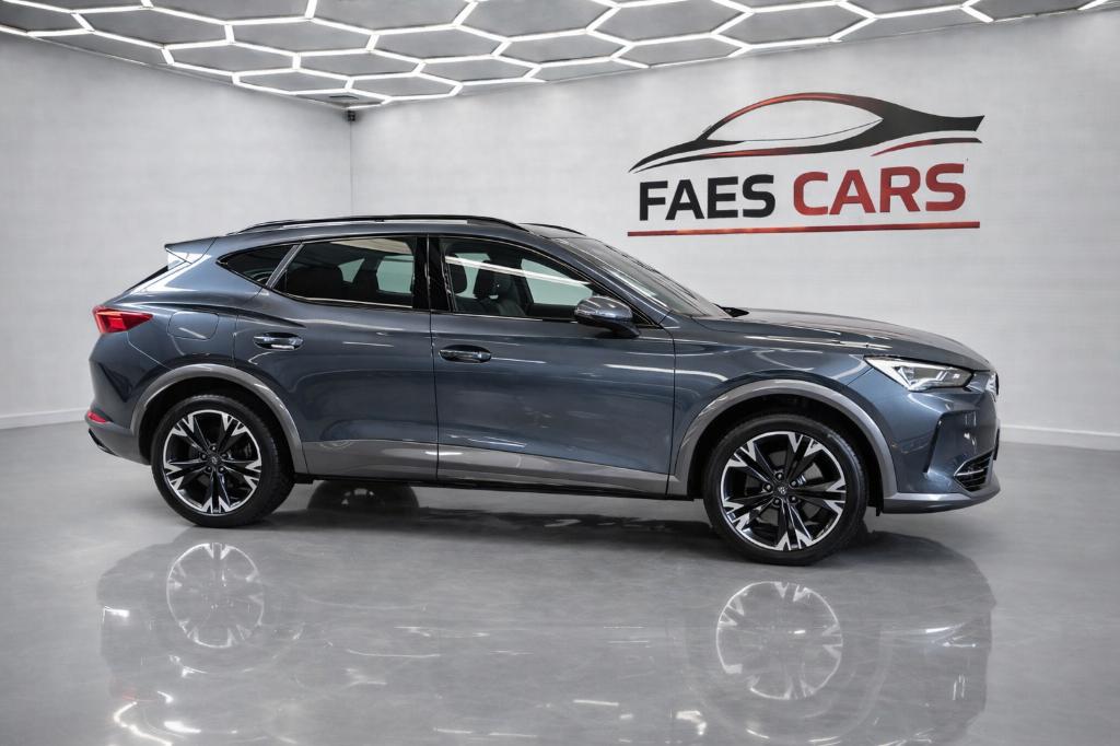 Cupra Formentor hybride 150 kw versie, Auto's, Stof, Euro 6, 4 cilinders, Formentor