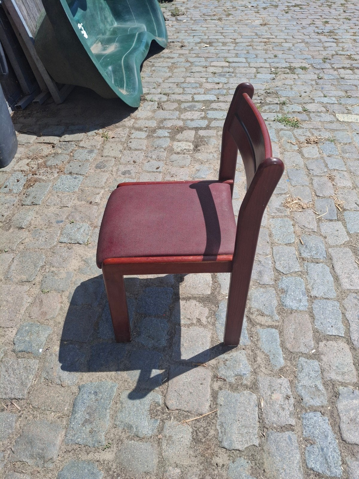 lot horeca stapelstoelen, Gebruikt, Bruin, Vijf, Zes of meer stoelen, Ophalen