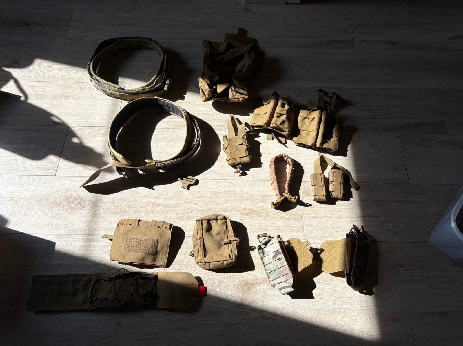 Airsoft pouches en riemen allerlei, Sports & Fitness, Accessoires de sport de tir, Comme neuf, Enlèvement
