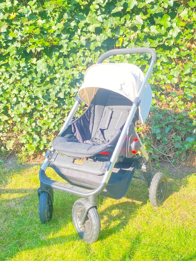 Buggys, Enlèvement, Comme neuf