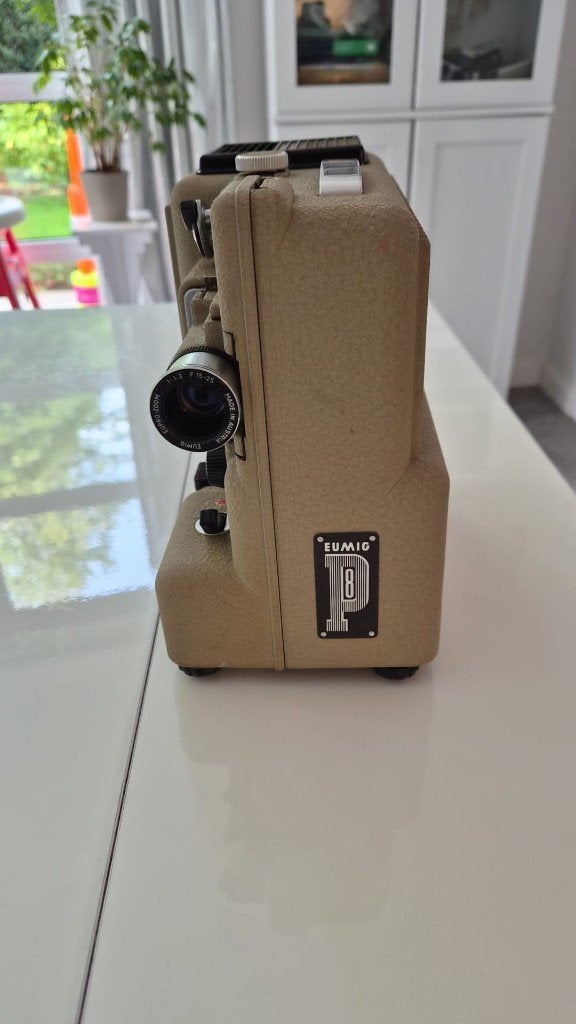 8 mm film projector, Enlèvement, 1960 à 1980, Projecteur