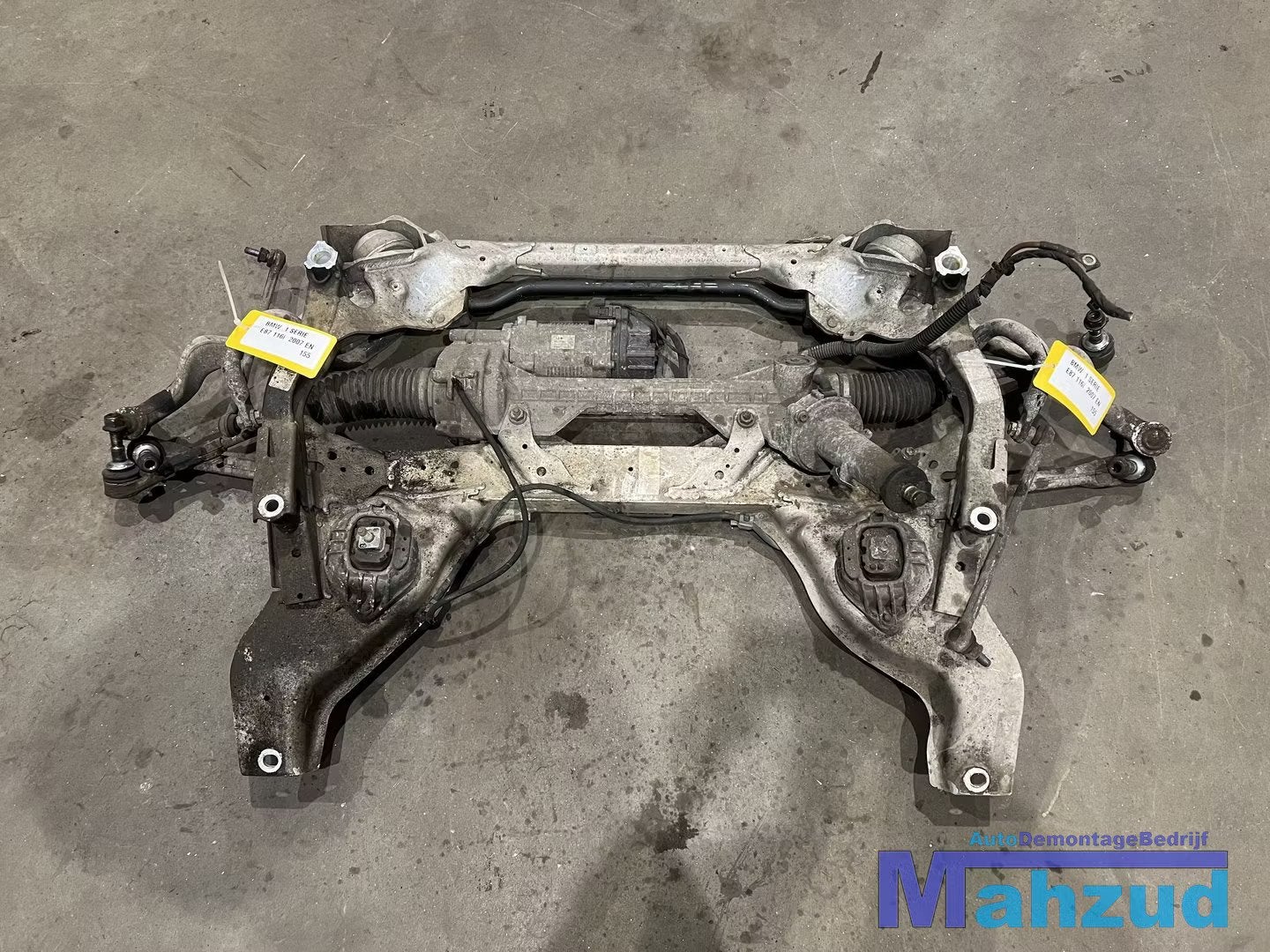 BMW 1 SERIE E87 subframe draagarm voor 2003-2010, Petuelring 130
80788  Munich, DE, Gebruikt, Info@bmw.de, BMW