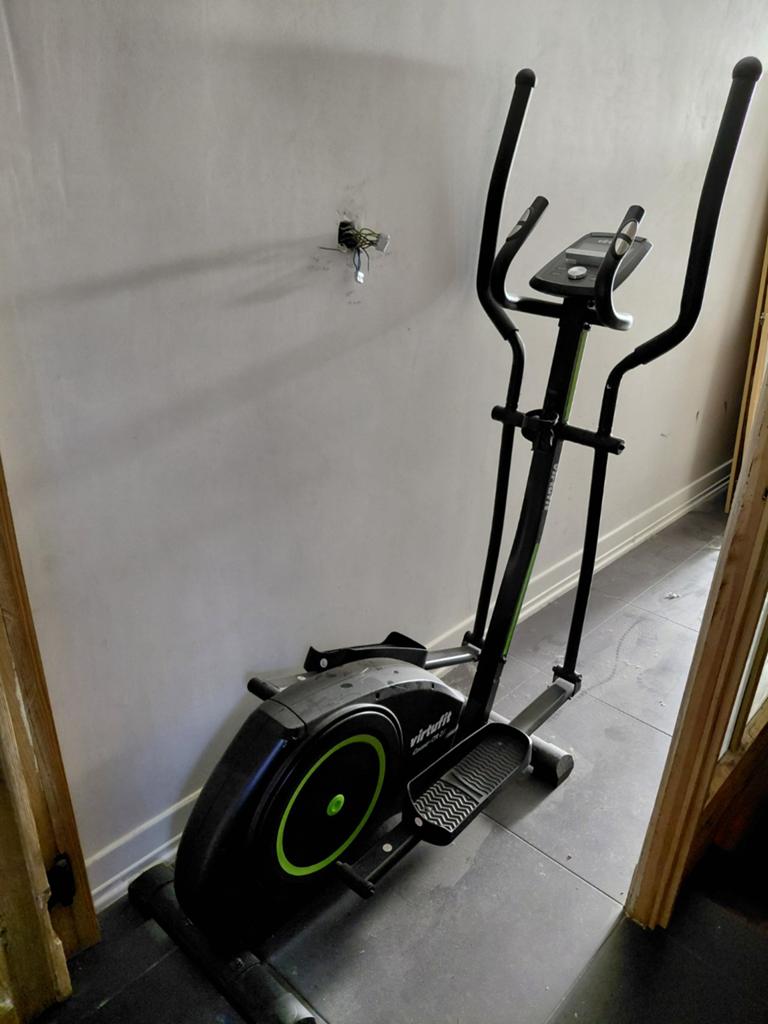 Vélo elliptique ergométrique VirtuFit iConsole CTR 2.1, Enlèvement ou Envoi, Vélo elliptique